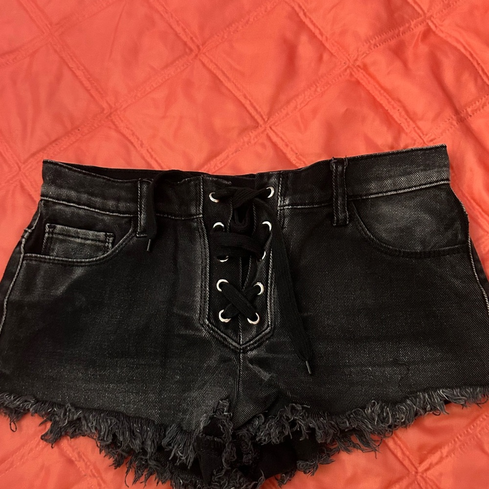 Forever 21 cheeky high rise tie shorts/SIZE:W25/BLACK